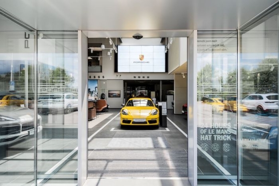 /media/21308/porsche_slider