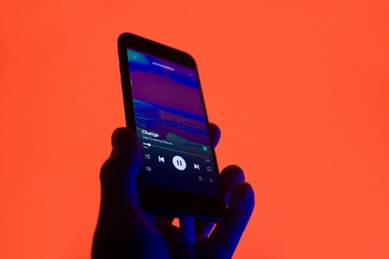 /media/hfdoxhao/online-audio-1_unsplash