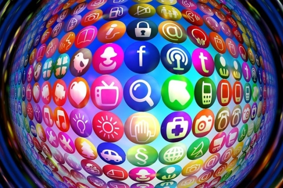 /media/br5lkvgp/social-media_pixabayjpg