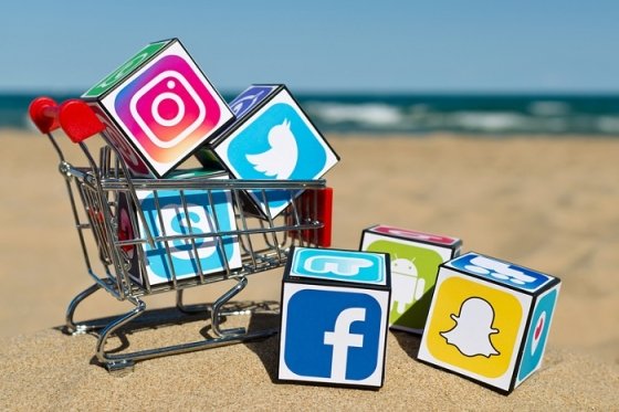 /media/10741/socialsale_shutterstock