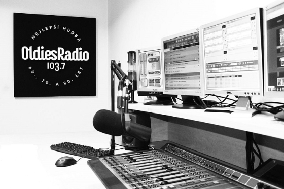 /media/15573/oldies_studio