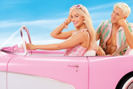/media/25540/barbie_movie_poster