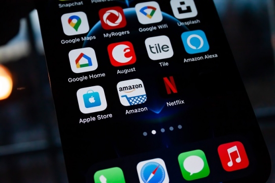 /media/25829/amazon-aplhabet-meta-unsplash