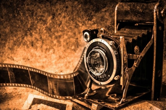 /media/yjjpharf/filmova-kamera_pixabay