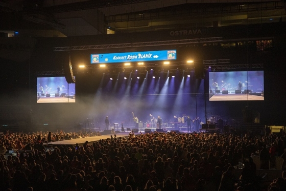 /media/23140/zaplněná-ostravar-aréna_koncert-rádia-blaník
