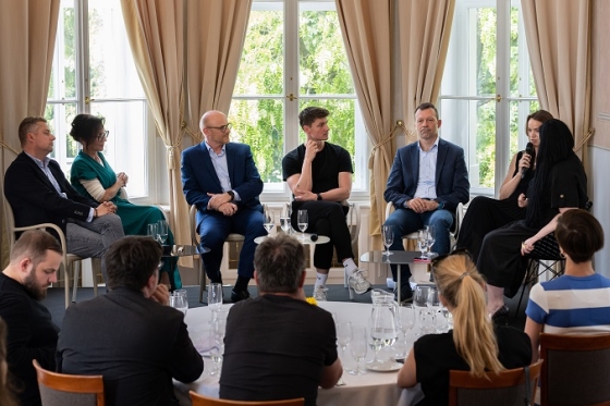 /media/24970/fénix-media_panel