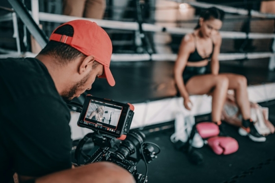 /media/zmrkcou2/wrestling-unsplash