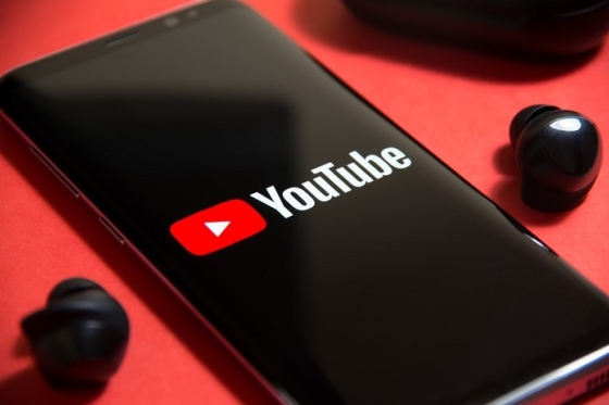 /media/20430/youtube_shutterstock