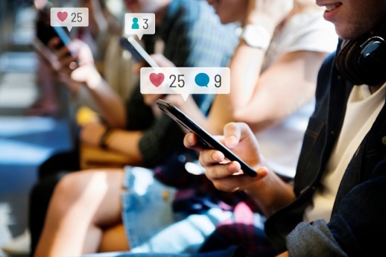 /media/20590/socialni-media_komunity_shutterstock
