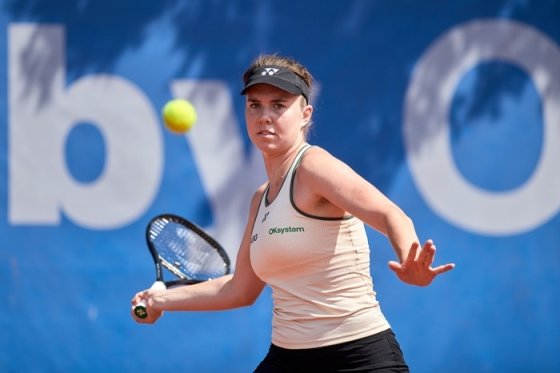 /media/viwjfst5/l-noskova_oksystem-x-tenis_-16