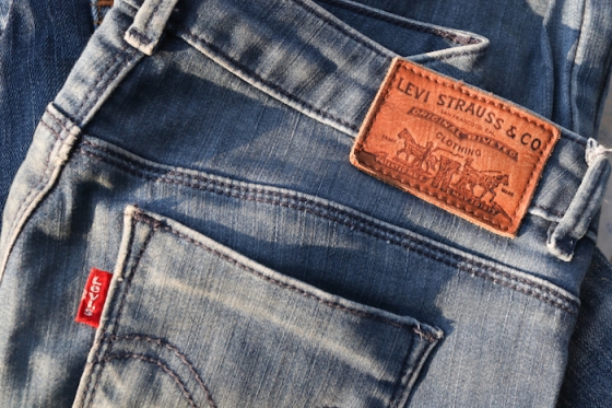/media/18470/levis_shutterstock