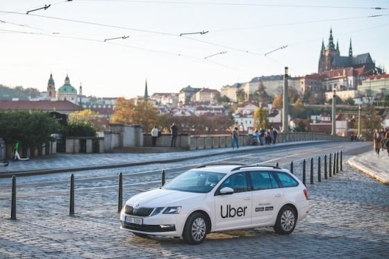 /media/didhrr3l/uber_courier