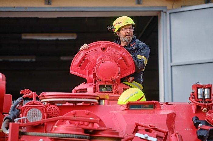 /media/swon5ewb/zakazane-zony-s-janem-revaiem-na-tv-spektrum