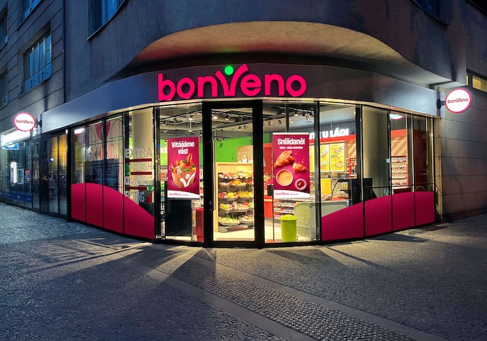 /media/cragn5ki/makro_bonveno