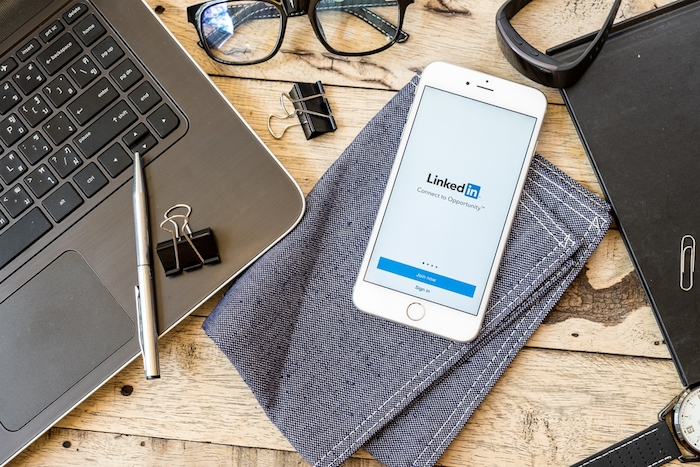 /media/7649/linkedin_shutterstock