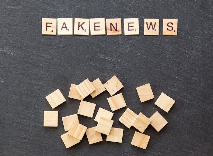 /media/1526/fakenews