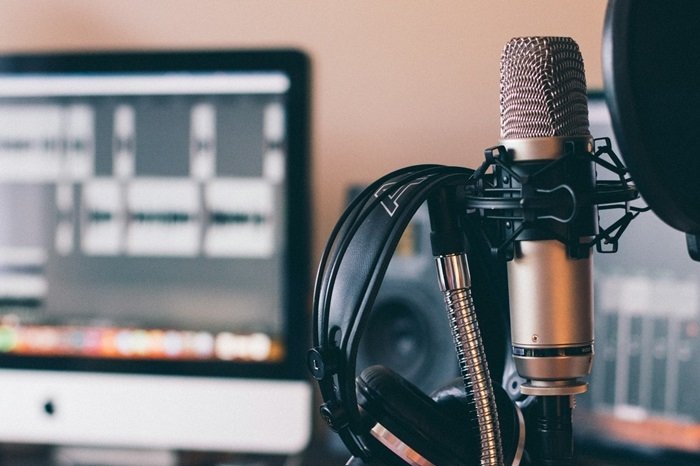 /media/cbajsfas/radio_unsplash