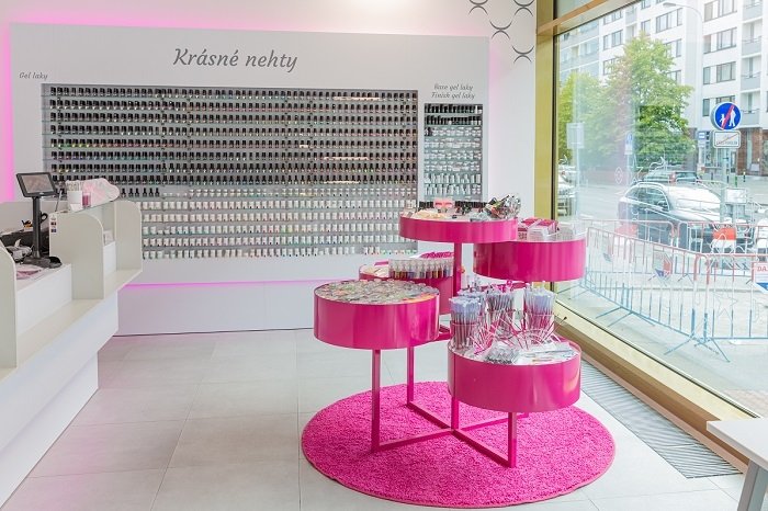 /media/15752/moris_nani_nails