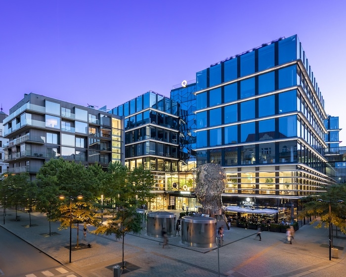 /media/10483/quadrio