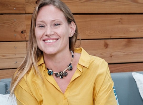 /media/21604/fevertree_laura_slider