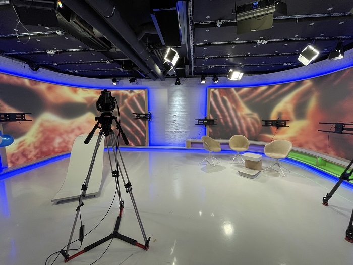 /media/24653/a-11_studio