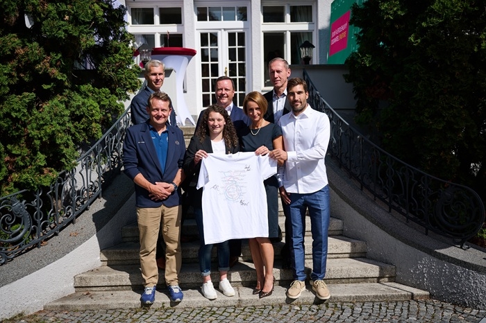 /media/4xplfezg/cov_foto_innogy