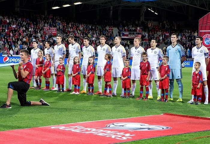 /media/12004/tmobile_fotbal