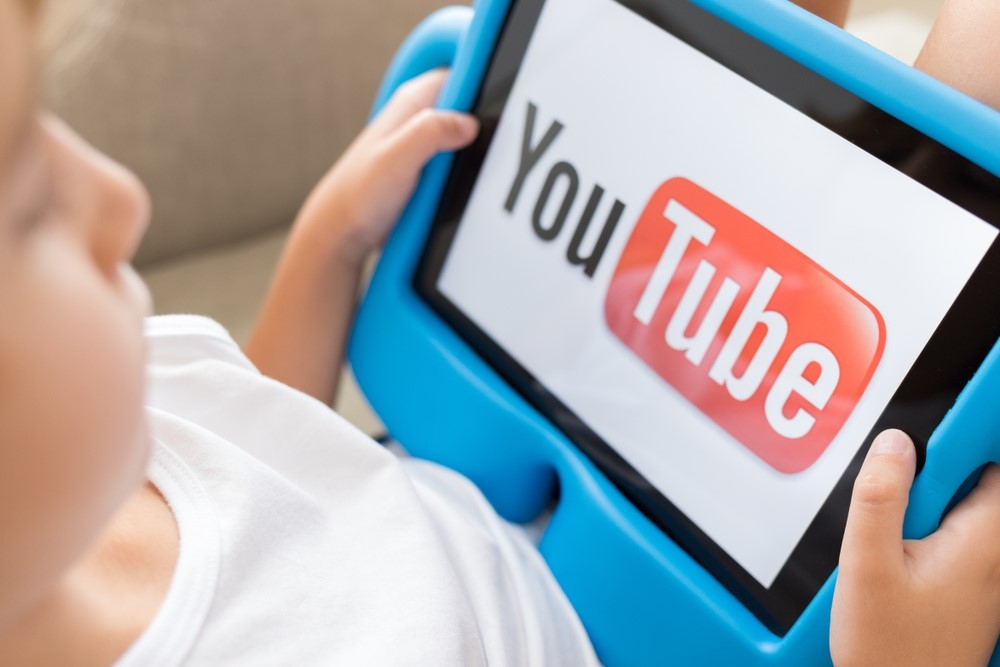 /media/8850/deti-a-youtube